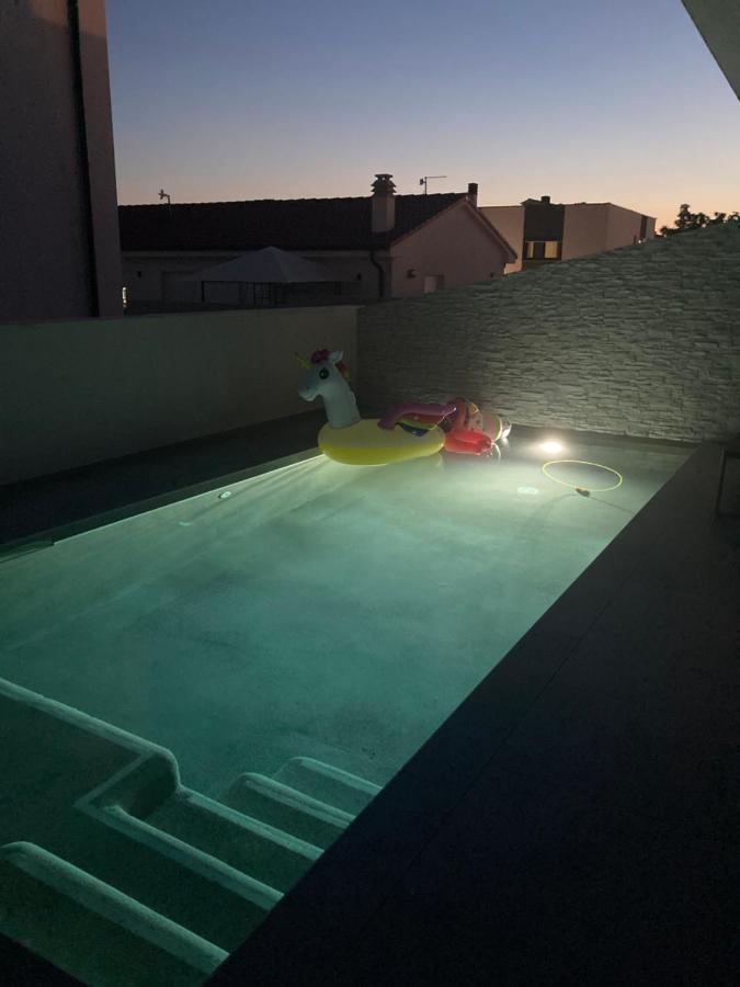 Villa Lura In Mit Pool Pula